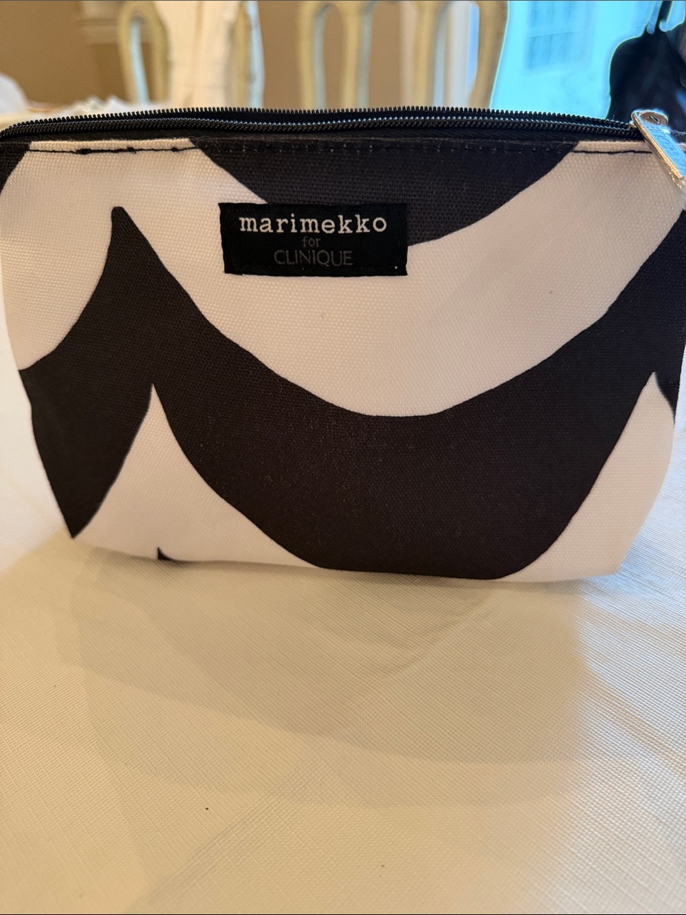 marimekko x clinique nwot makeup bag pouch black white pattern